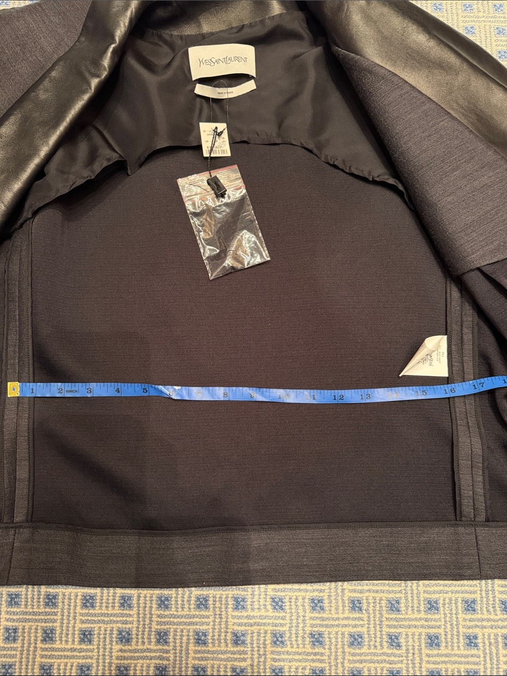 NWT Yves Saint Laurent 2009 Runway Tuxedo Blazer Leather Lapel Gray F42 - Picture 16 of 16